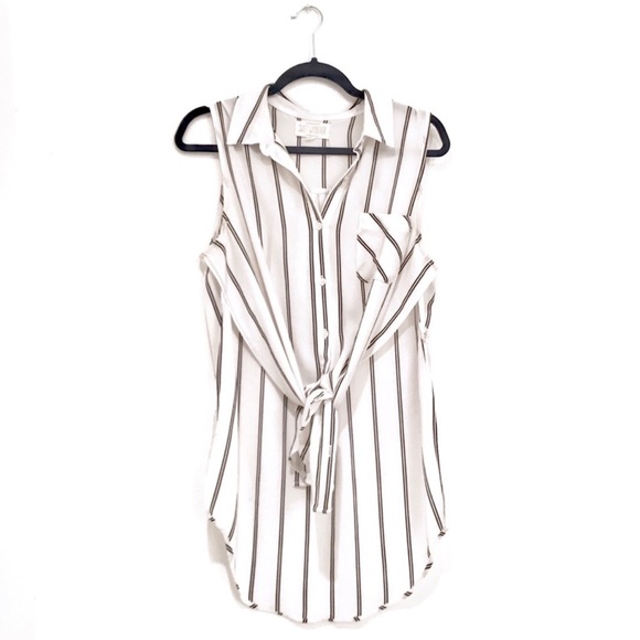 Sweet Wanderer Tops - Sweet Wanderer Vertical Striped Tank w Side Slits
